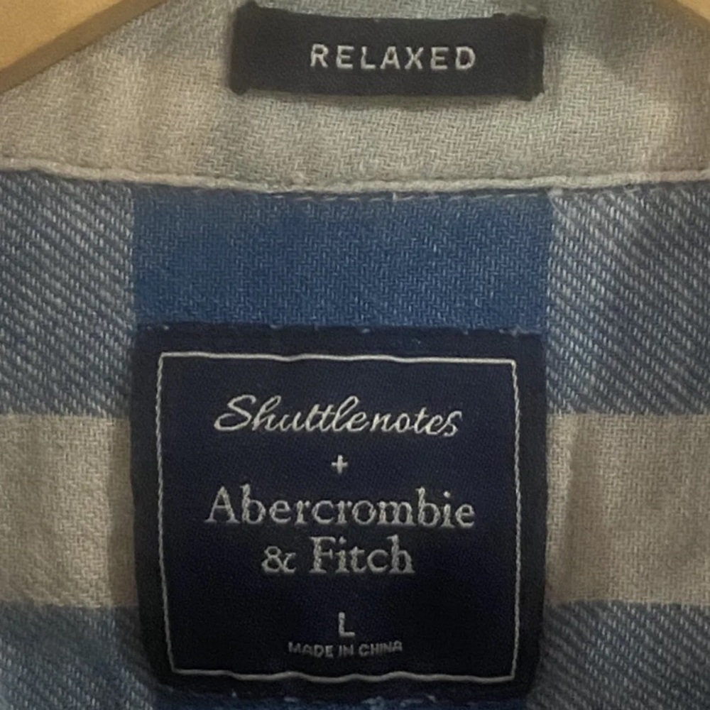 Abercrombie & Fitch Men’s Large Relaxed Fit Linen Blend Long Sleeve Button Down - Picture 4 of 7